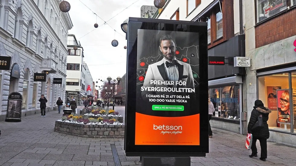 Hur kan en idol och förebild, nedlåta sig till att ställa upp som ”ambassadör” för ett av de största spelbolagen? undrar Rolf Waltersson.