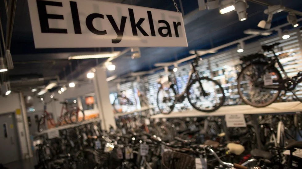Nu gäller elfordonspremien, det blir lättare att byta från bil till elcykel, tack vare Miljöpartiet.