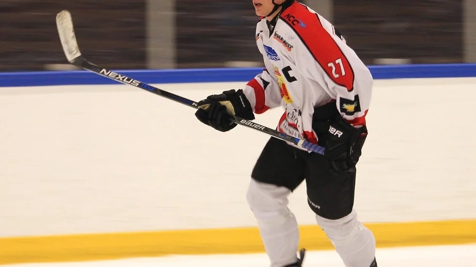 42 framträdanden har det blivit för Herman Lundback i Åker/Strängnäs J20-lag i vinter.