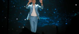 Från Kiev till Strängnäs – Robin Bengtsson sjunger på Ebbas storslagna klassfest