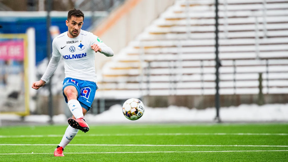 Christopher Telo har opererat sig på grund av höftproblemen och nu väntar en lång period av rehabilitering.