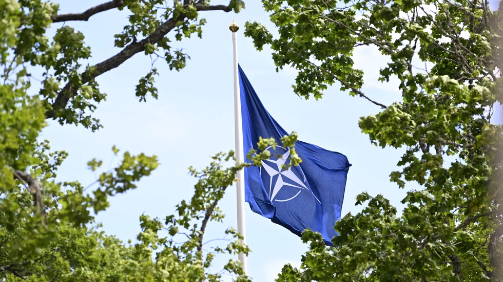 Det eventuella Nato-medlemskapet berör.