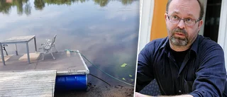 Vattennivån i Skellefteälven sjönk till låga nivåer • Flera läsare hörde av sig: ”Flytbryggan står på torra land” • Berodde på tekniskt fel