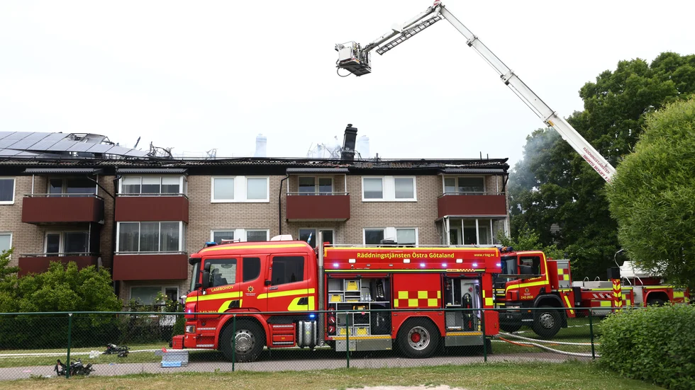 Boende fick evakueras från flerfamiljshuset i Linköping.