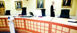 Var femte rättegång ställdes in förra året