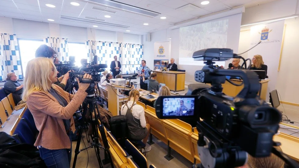 Vid en presskonferens nyligen avslöjade åklagarna vilka bevis de har mot den åtalade 42-åringen.