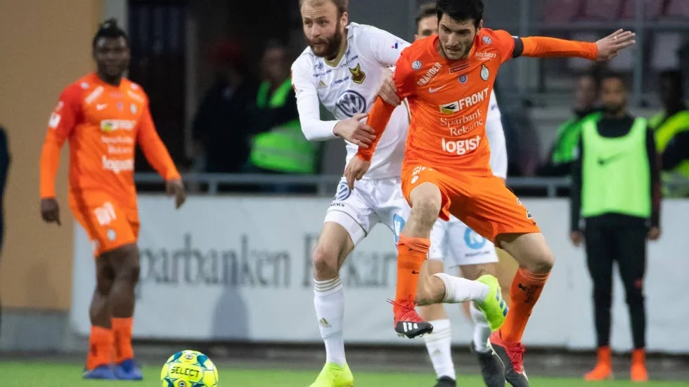 Anel Rashkaj får chansen i Kosovos landslag för första gången på två år.