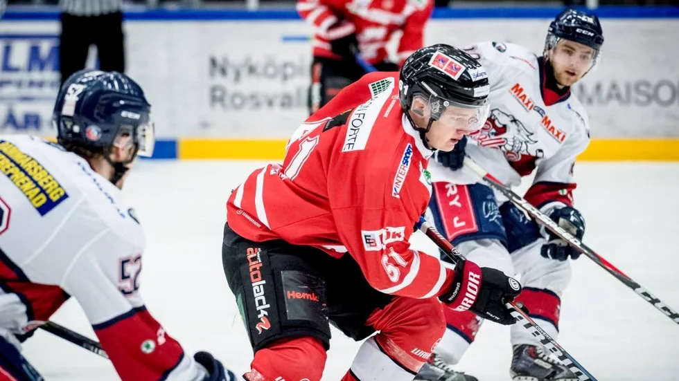 Simon Rodling fortsätter i Nyköping Gripen Hockey.