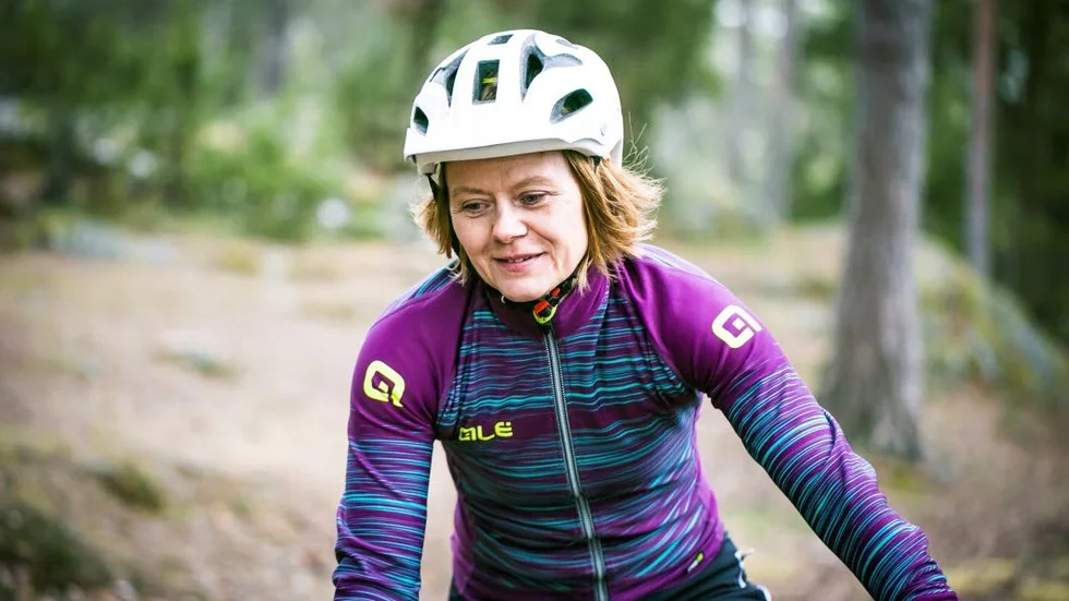 – Det behövs fler tjejer inom sporten, det är roligare när det är mixade grupper, säger Veronica Carlsson som vill locka fler tjejer till sporten.