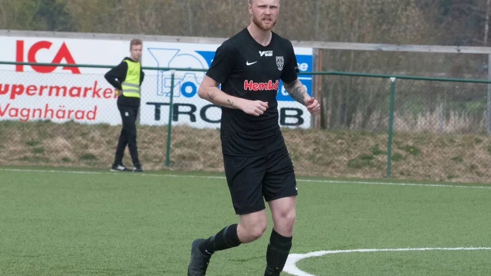 Marcus Björklund fortsätter att göra mål, men TVSK gav bort alla tre poängen mot slutet av bortamötet med Tullinge.