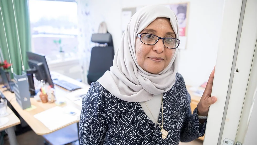 Hawa Hashim har sitt kontor vid Apoteksgatan.