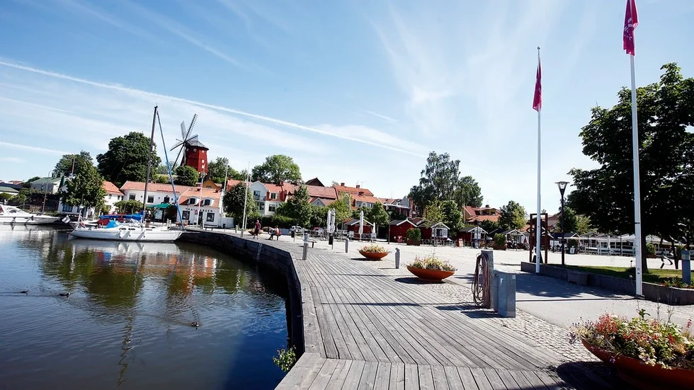 M slår sig för bröstet när det gäller ekonomin. Men i Strängnäs är skulderna utslagen per kommuninvånare över 65 000 kronor. I jämförbara kommuner är siffran 20 000, skriver det Borgliga Alternativet.