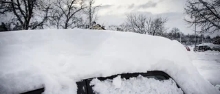Trafikpolisen: Snö på biltaket kan vara straffbart