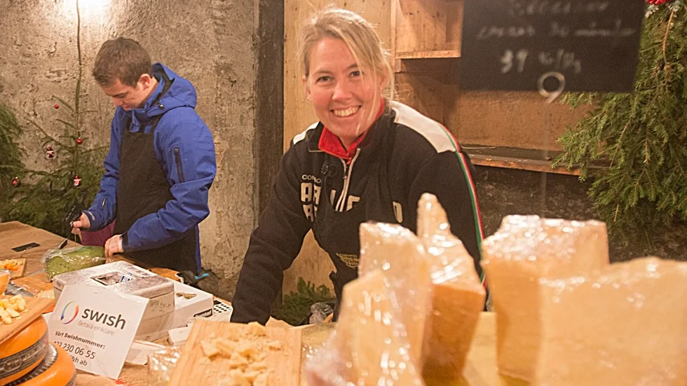 Helena Camarda bjöd på smakprov och sålde italienska delikatesser.