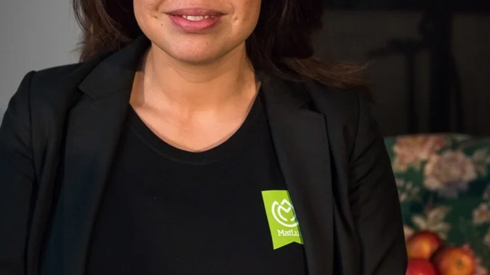 Sara Jervfors, kostchef i Södertälje och numera även i Gnesta, sedan avtalet med Martin, Servera och Skånemejerier löpt ut.  Även Trosa, Oxelösund och Nykvarn ingår i livsmedelsavtalet men har egna kostchefer.