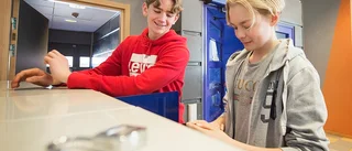 Mobilförbud i skolan får tummen upp av elever på Kunskapsskolan