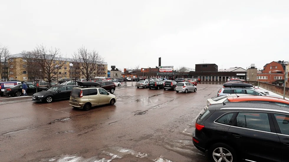 Här kan vi få se lägenheter växa fram inom några år – en arkitekttävling ska utlysas.