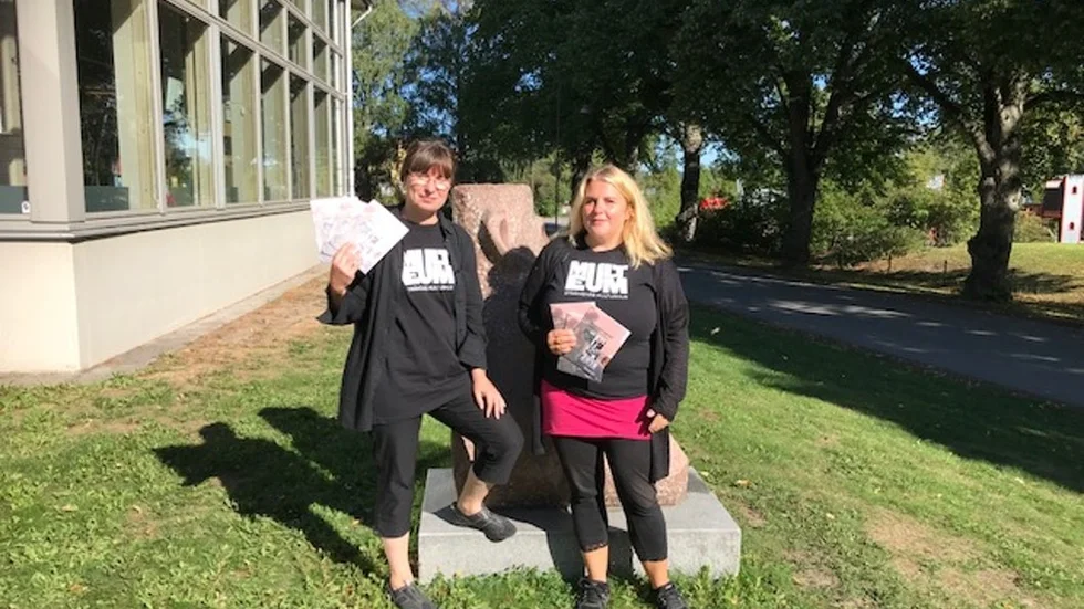 Annika Busch Palm och Jannicke Fyhr visar upp höstens kulturprogram.