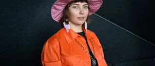 Tre unga tjejer från Malmfälten på turné 