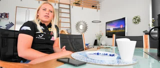 Övertygad: Blev påkörd för att hon är kvinna • Racingföraren om sportens baksidor: "Måste ha förmögen familj eller sponsorer"