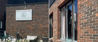 Fredagsbråk vid Eskilstuna stora moské – ruta krossad av sten: "Mycket folk på platsen"