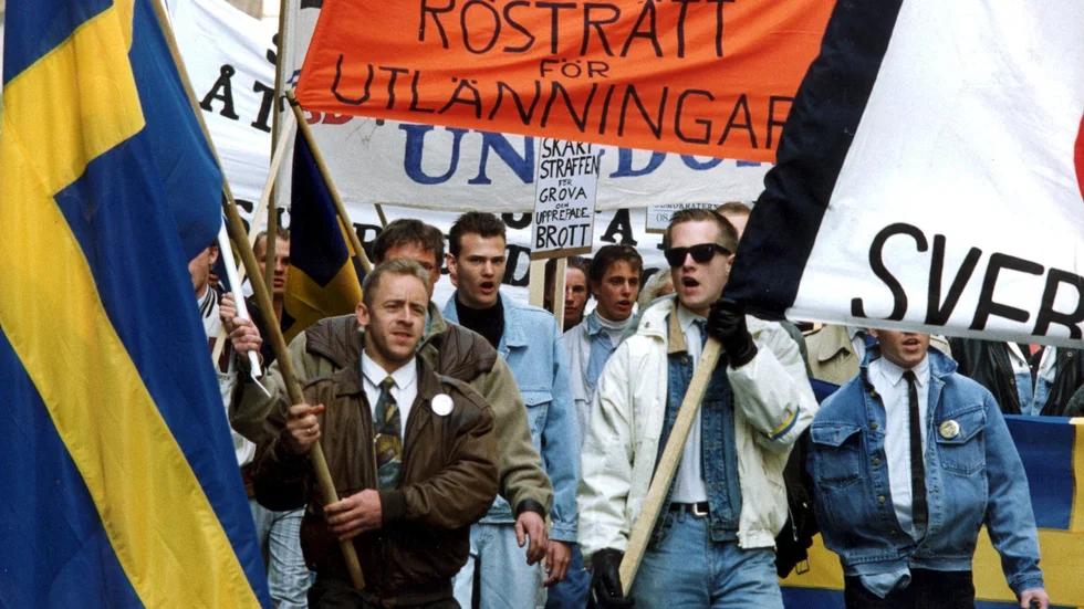 Sverigedemokrater demonstrerar på en bild från april 1991.