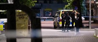 16-årig mordmisstänkt greps på flygplats