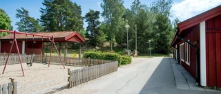 Paviljonger hyrs in till förskola och skola på Arnö – i hela tio år