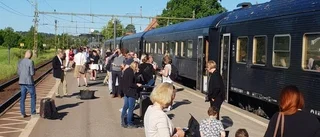 Försening efter stillastående tåg i Vagnhärad