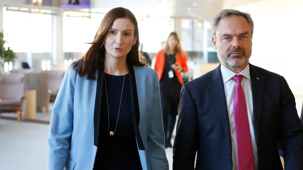 Birgitta Ohlsson utmanar Jan Björklund som partiledare för Liberalerna.
