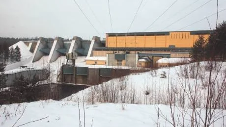 STORRENOVERING. Laxede kraftstation får en rejäl ansiktslyftning till en kostnad av nästan 400 miljoner kronor, dammförstärkning inräknad.