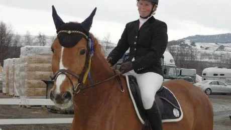 ÅRETS FÖRSTA SEGER. Anna-Maria Nyberg-Andersson och Penny Lane bärgade årets första seger i Kiruna i söndags. FOTO: KENNETH JOHANSSON