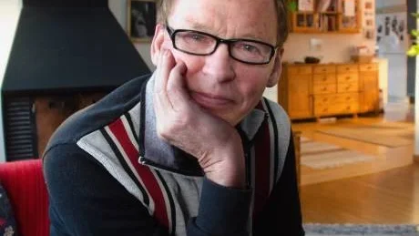 Foto: Håkan Zerpe
EN DRÖM. Dan Söderström tycker sig ha åtminstone en dröm att uppfylla: Att göra omstart på de smått berömda Trädkonserterna.