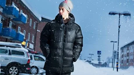 HEMMAKÄR. När Marcus Hellner reser runt jorden på tävlingar är flickvännen Anna hemma i Gällivare. "Jag är alltid välkommen hem, även om det har gått dåligt", säger Hellner.F