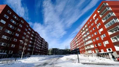 snabba på. Det kan bli bostadsrätter i vissa av Akelius hus.