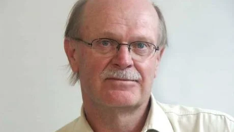 föreläser. Martin Saar är konsult och föreläsare i miljöfrågor: "Vår enda chans att ställa om till ett hållbart samhälle är en förändrad livsstil", säger han. Foto: Klimatcoachen