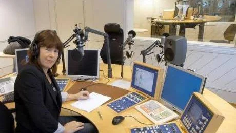 HEDERSDOKTOR. På lördag utses Kulturradions Kerstin Berggren till hedersdoktor vid Umeå universitet och bakom sig har hon en                           lång karriär som radioreporter i norr. "Helt fantastiskt! Ärofyllt. Roligt att radion uppmärksammas", kommenterar hon sin utnämning.