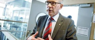 Fria ord: Vad gör Petersen?