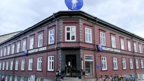 väntat nej. Byggnadsnämnden sade som väntat nej till fastighetsägarens ansökan om att göra om gamla Kurirenhuset till skola.