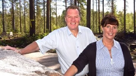 LANDSBYGDEN I CENTRUM. Karl-Erik Nilsson, ordförande i Hela Sverige ska leva, och organisationens ordförande i Norrbotten Åse Blombäck, Båtskärsnäs, driver hårt frågan om bredband på landsbygden.