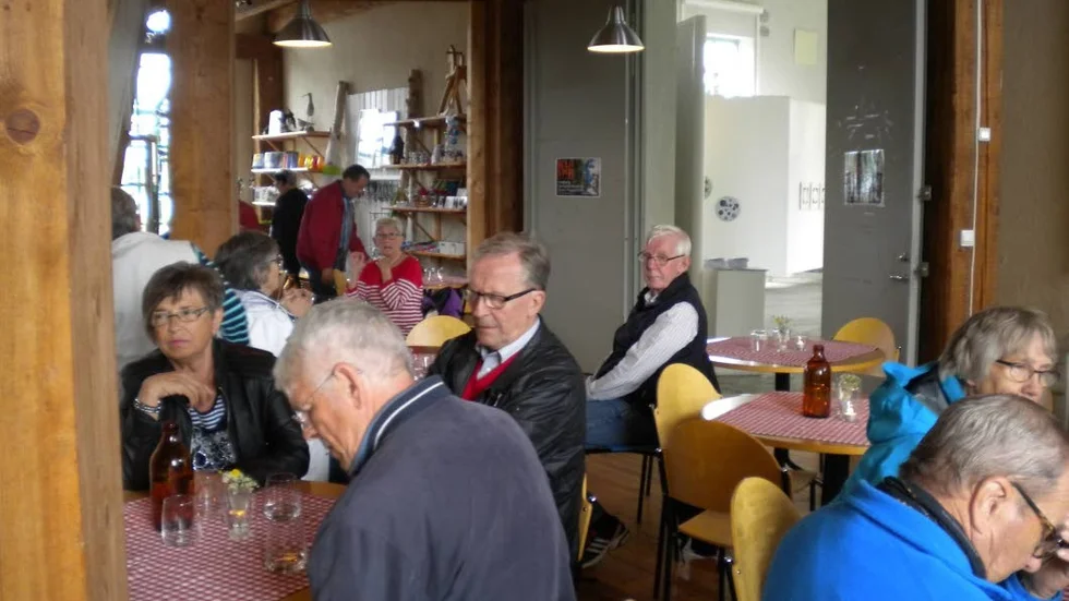 Det blev trångt inne i restaurangen.