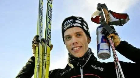 SM-GULD. Gällivares Marcus Hellner vann herrarnas 15 km klassisk stil under söndagens Skid SM i Sundsvall.