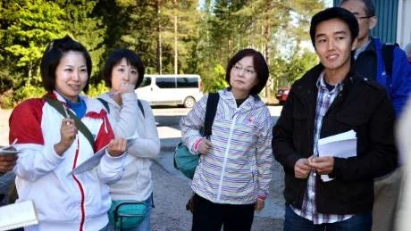 MÅNGA FRÅGOR. Den japanska gruppen ställde många frågor, både om energi- och samhällsfrågor.