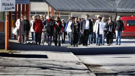 Det kanske inte blir en snabb lösning på vårdkonflikten, men kampen för bättre löner inom vård och omsorg är viktig.