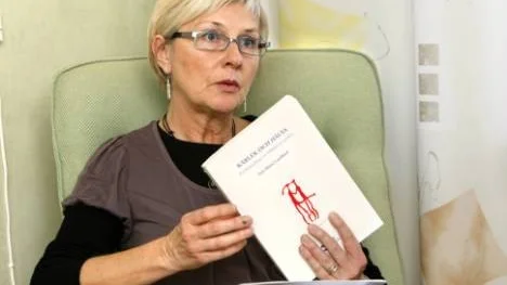 Det är bevisat att nära och intima relationer påverkar hälsan i större utsträckning än andra relationer. Det påpekas i doktorsavhandlingen "Kärlek och Hälsa - Parbehandling i ett folkhälsoperspektiv", som Stina Jonsson har läst med stort intresse.