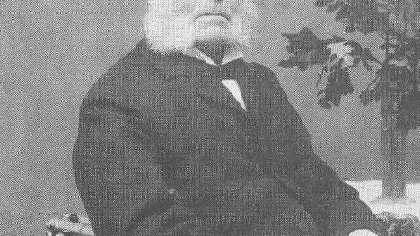Carl Anton Hedqvist var drygt 60 år när han gifte sig med den 22 år yngre systerdottern Selma Granström. Bägge är begravda på Öjebyns kyrkogård i en grav som dessutom innehåller ytterligare ett par personer, en vuxen och ett barn. Vilka dessa personer är är obekant.