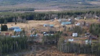 I helgen markerade likhundar vid en skräphög cirka en kilometer från 50-åringens stuga i Mäntyvaara. (Arkivbild)