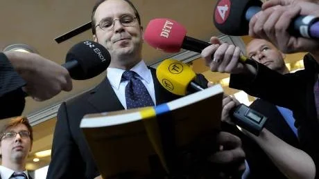 Finansminister Anders Borgs vårbudget var ett ihåligt och osäkert dokument. Det är mörka moln på finanshimlen, men Borg står mer eller mindre tomhänt.