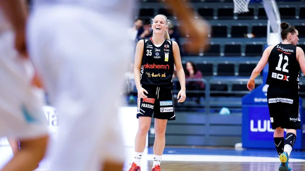 Julie Vanloo imponerade mot Fryshuset.