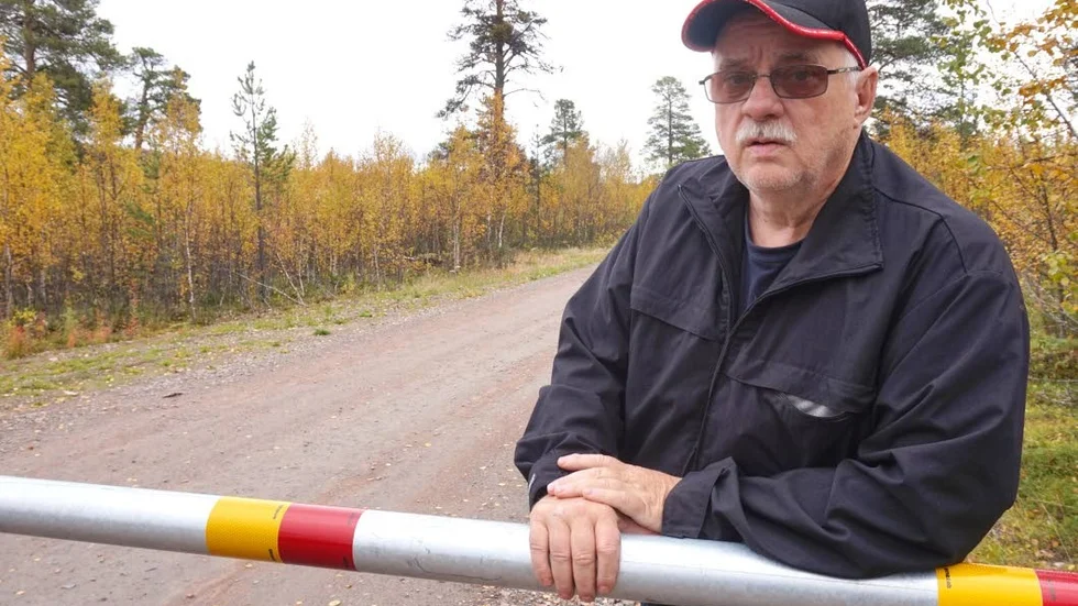 Tillgängligt. Jägaren Kjell Fjällborg vill lyfta tillgängligheten på den nya skjutbanan. Han anser att det är synd att man inte haft det i åtanke när den nya skjutbanan är ett sådan lyft på så många andra sätt.